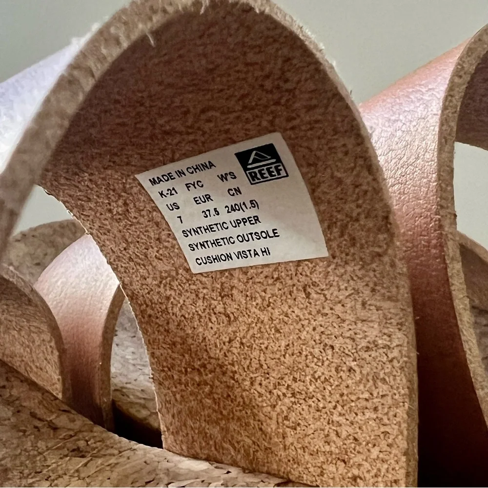 Reef Cushion Vista Hi Platform Sandals